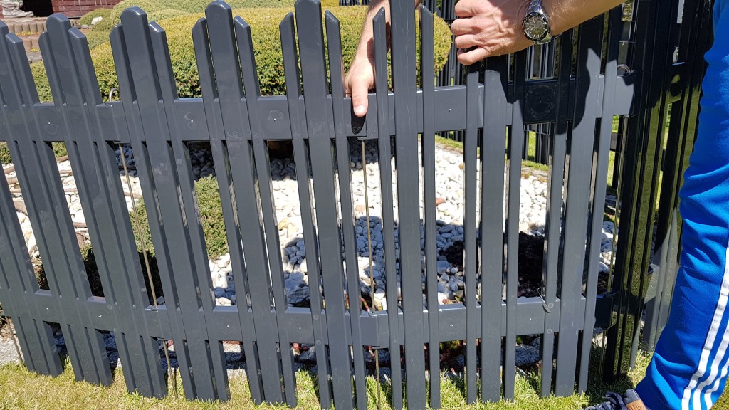 ALDOTRADE Zahradní plůtek Mega 4,7m