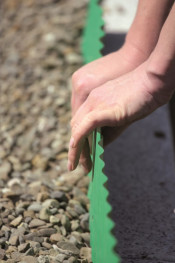 Zahradní obrubník lem trávníku krajnice obruba plastová 15cm x 9m