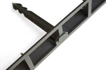 Kolík kotvící pro neviditelný obrubník 21cm