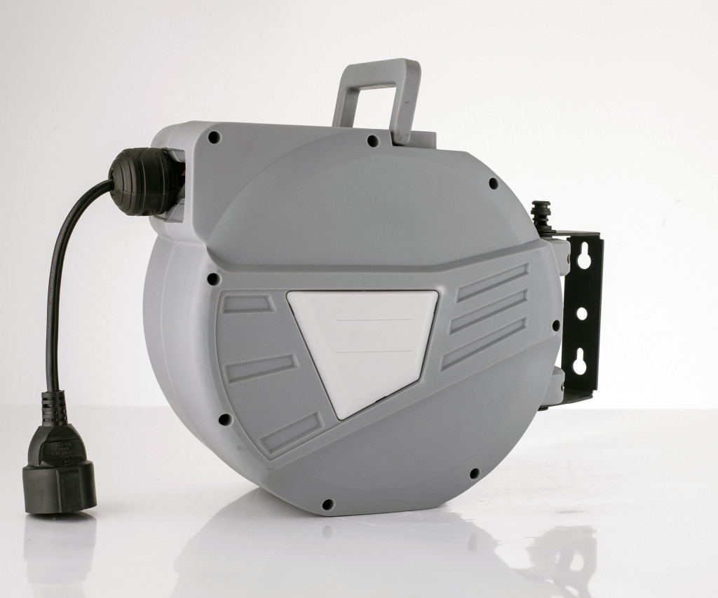 ALDOTRADE Automatický naviják s elektrickým kabelem 15m